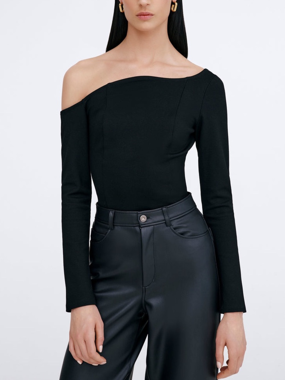 Marcella Sylvan Top Black One Shoulder Long Sleeve Shirt Curved Neckline Chic L